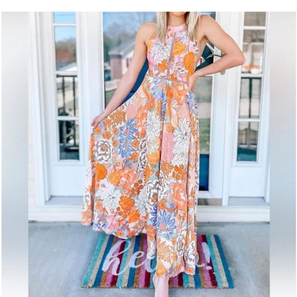 NWT Zesica Floral Print Dress